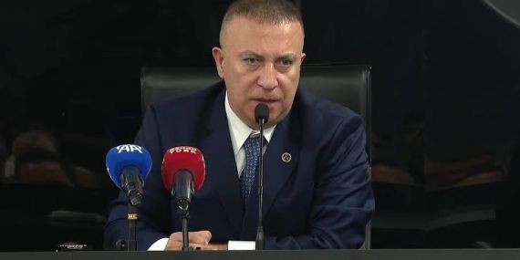 MHP’DE SÜRPRİZ İSTİFA: YÖNETİMDE DENGELER Mİ DEĞİŞİYOR?