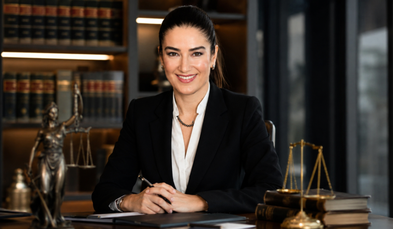 Ece Güner Kimdir? Avukatlık Kariyeri ve Kamuoyundaki Tartışmalar